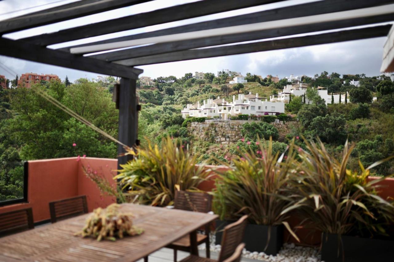 Bright Apartment In The Hills Of Elviria 말라가 외부 사진