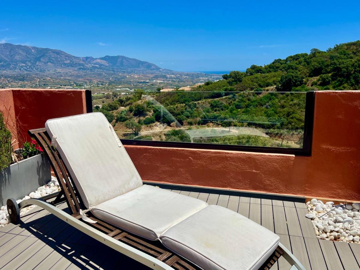 Bright Apartment In The Hills Of Elviria 말라가 외부 사진